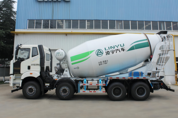 混動(dòng)攪拌車的維護(hù)成本與常規(guī)燃油車相比如何？