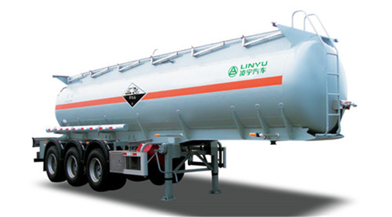 滿載氫氣瓶的?；奋嚭突炷翑嚢柢囅嘧? title=