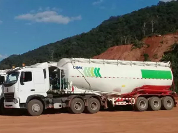 粉粒物料運輸車保養(yǎng)小貼士，為你減少不必要的麻煩和經(jīng)濟損失