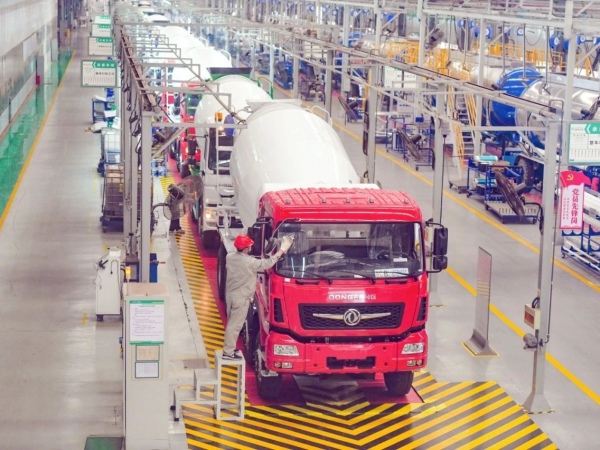 《洛陽日報》：中集凌宇全力趕訂單，年末生產(chǎn)忙