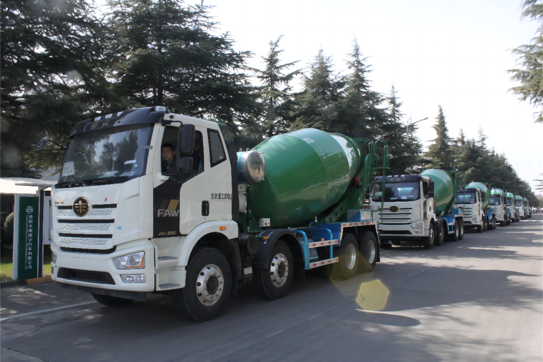 【重卡新聞】里程碑意義！2月重卡銷量終結(jié)“21個(gè)月連降”