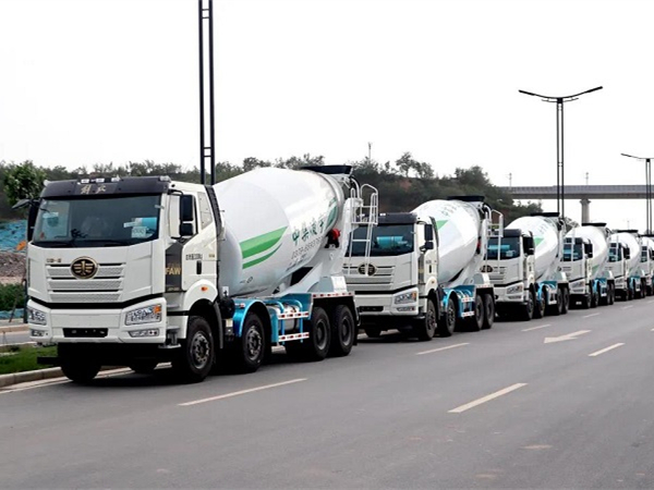 天生爆款！解放&凌宇一體化攪拌車持續(xù)發(fā)車