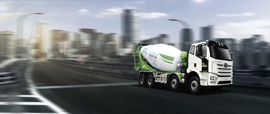 走南闖北，TA依舊一往無前，詮釋自信人生